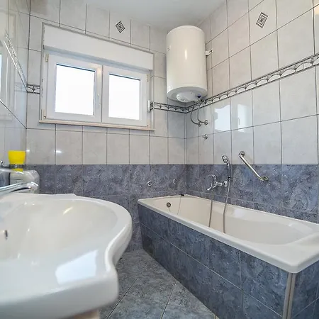 Apartamento Buba 1844 Trogir